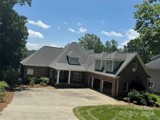 106 Emerald Point Lane
