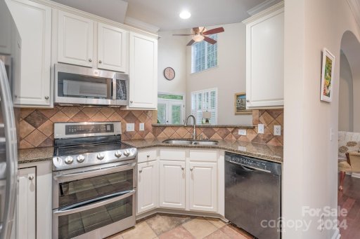 584 Pine Links Drive