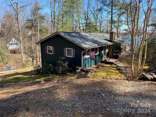 6037 Holiday Shores Avenue