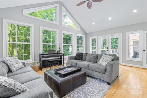 308 Heathcote Road