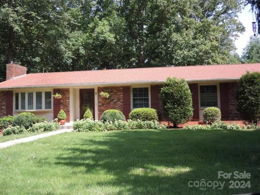 1 Fawn Drive