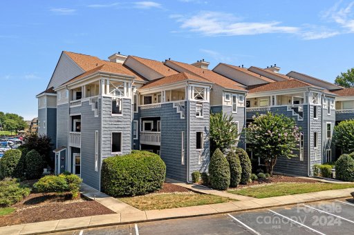 18773 Vineyard Point Lane