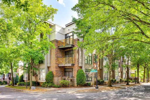 728 N Davidson Street