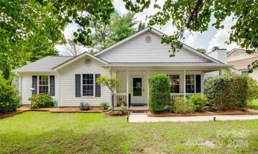 1576 Forest Glen Drive