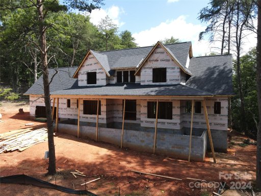 300 Spanish Oak Lane