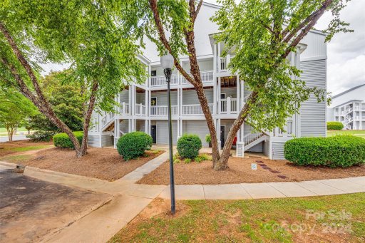 18 Hamiltons Bay Court 434