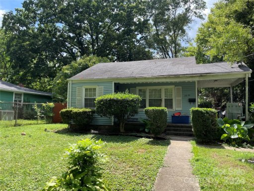 2619 Montreat Street 12