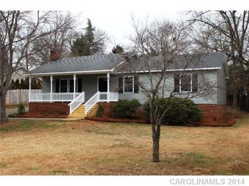 1704 Cardinal Court