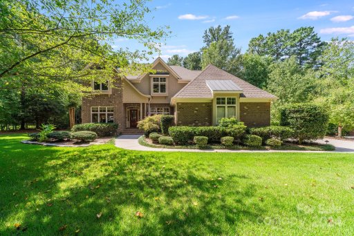 1385 Ridgewood Drive