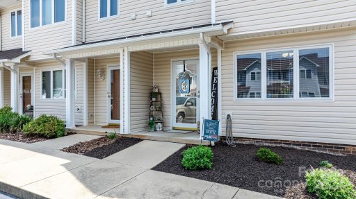 3385 White Oak Court 5C