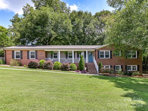 1913 Alamance Drive