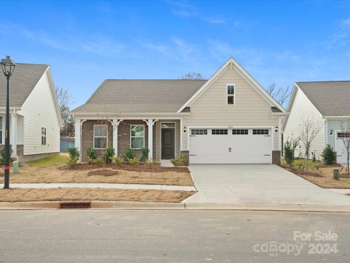 1045 Bull Dog Lane