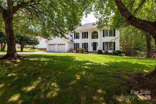 19609 Coachmans Trace