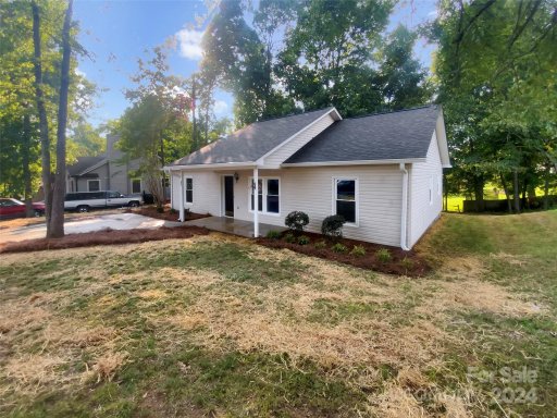 1210 Ridgewood Drive