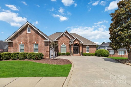 106 Plantation Court
