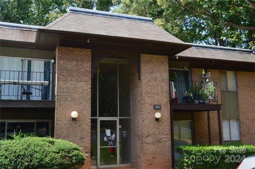 305 Orchard Trace Lane