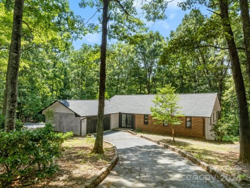 565 Mountain Laurel Drive