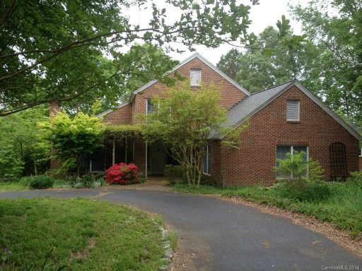 1220 Rosa Drive