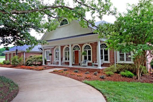 1301 Rosehill Drive