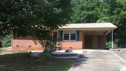 411 Pinewood Avenue