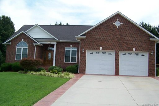 1140 Creekside Drive