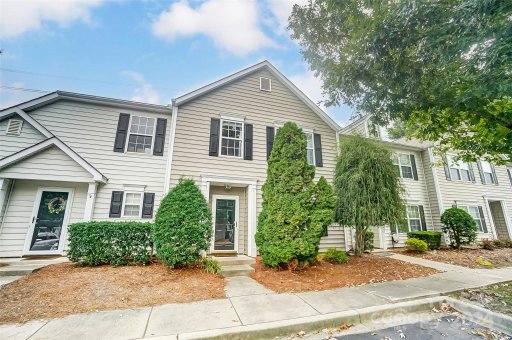 929 Heritage Parkway