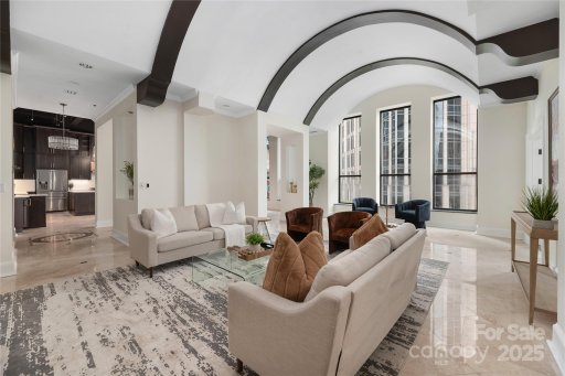 127 Tryon Street 503