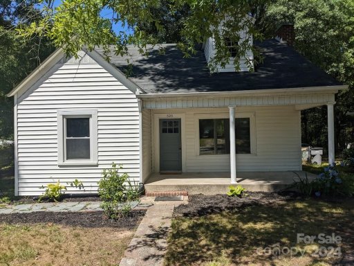 525 Carolyn Avenue