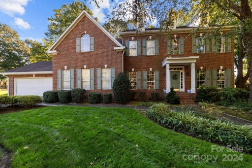 901 Muirfield Drive