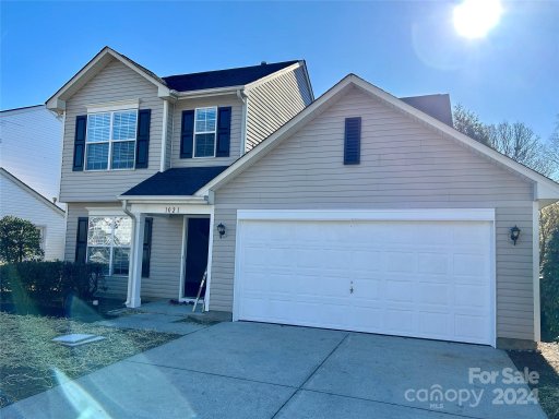 1021 Meadowbrook Lane