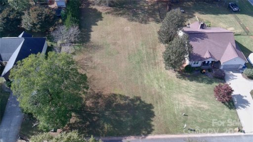 2025 Picnic Drive