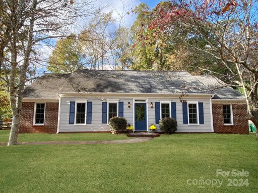 8444 Knollbrook Drive