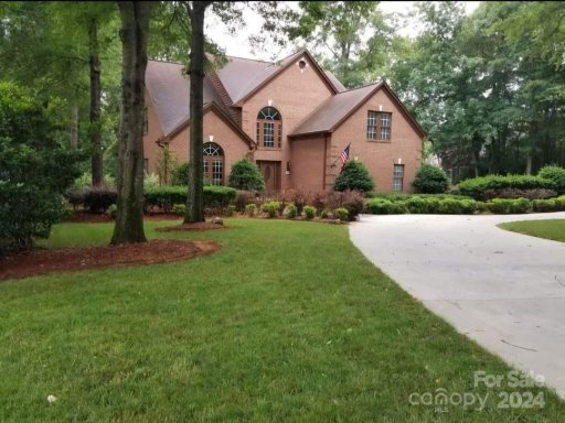 5625 Weddington Road