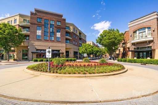 721 Governor Morrison Street 425