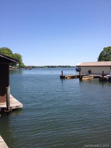 8106 Mountain Shore Drive