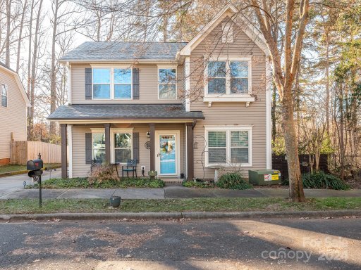 7004 Mclothian Lane