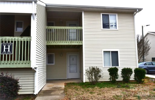 1646 Eagles Place H 101