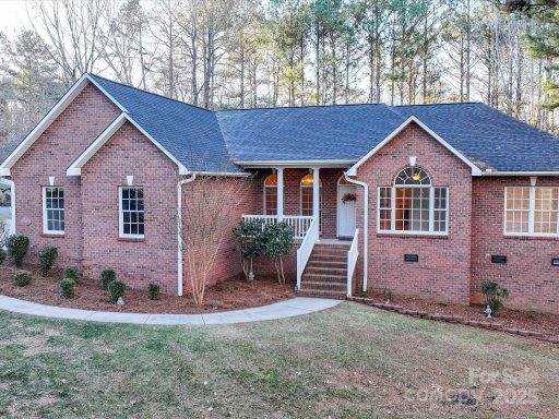 121 Sierra Woods Drive