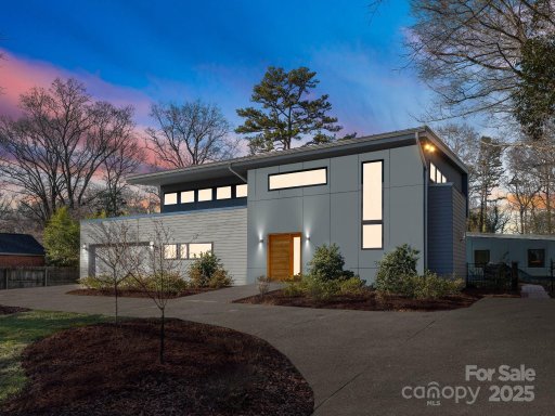 516 Mammoth Oaks Drive