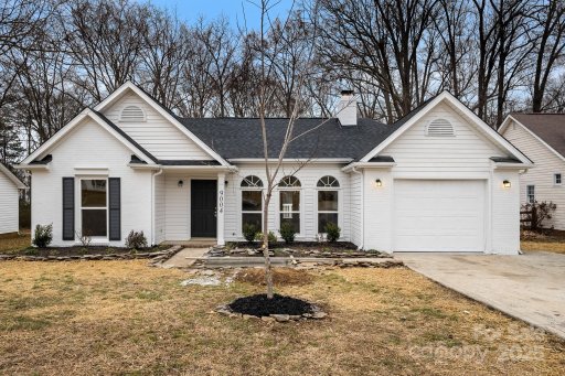 9004 English Saddle Lane