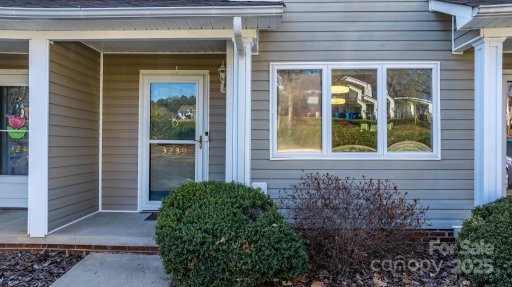 3239 White Oak Court