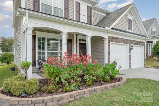 1356 Middlecrest Drive