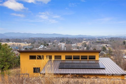 51 Climbing Aster Way