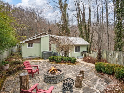 897 Dark Ridge Road