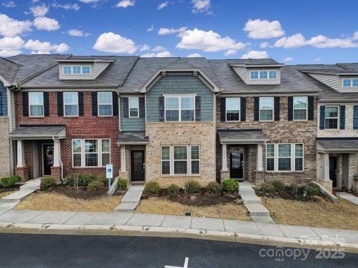 6814 Piper Thorn Way