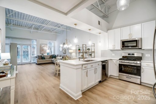 720 Governor Morrison Street 221