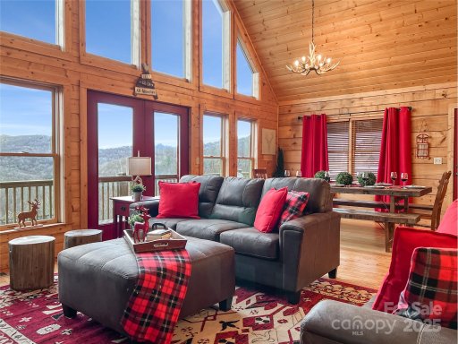 41 Scenic Wolf Drive