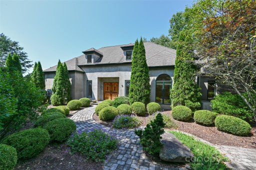5 Meadow Ridge Drive