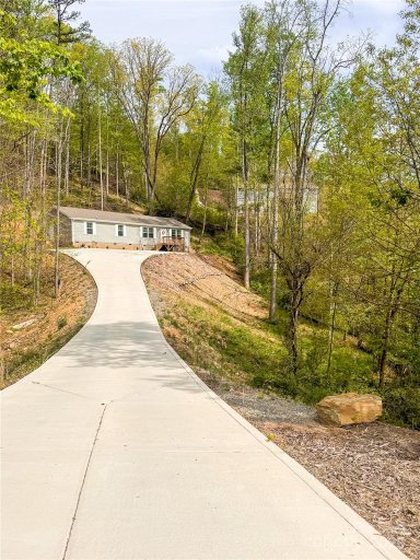 15 Luther Woods Drive