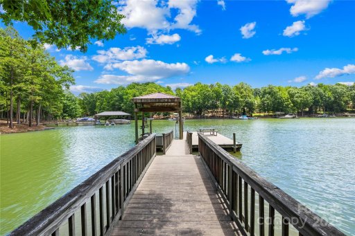 228 Wildwood Cove Drive